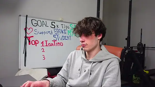 Snapshot of Daniel_Shawnn chatting on 01-17-26, 07:39 Daniel Shawnn online show from 01-17-26, 07:39