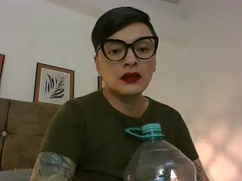 kat paradise online show from 02-19-26, 11:39