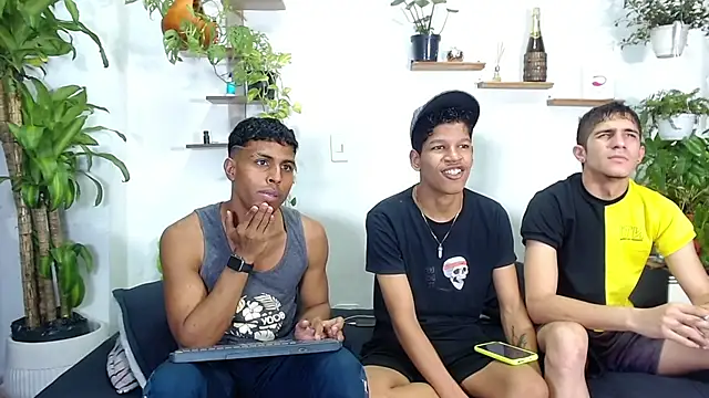 Interracial Snow Bunny online show from 02-20-26, 09:15