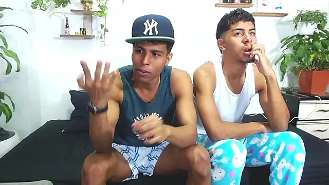 Interracial Snow Bunny online show from 03-08-26, 05:17