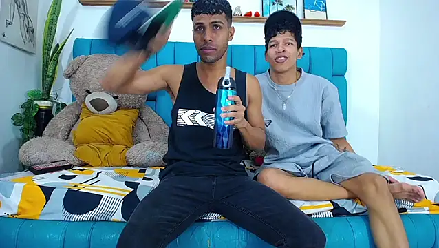 Interracial Snow Bunny online show from 03-17-26, 02:20