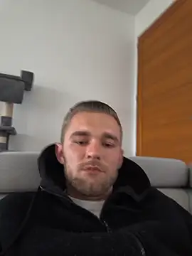 Benjamiinlt online show from 05-16-26, 06:28