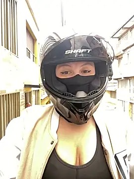 Scarlet auraa online show from 02-24-26, 09:13