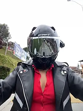 Scarlet auraa online show from 03-18-26, 09:07