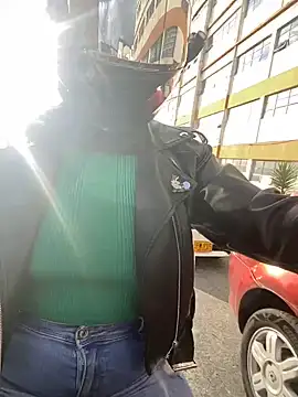 Scarlet auraa online show from 04-23-26, 10:12