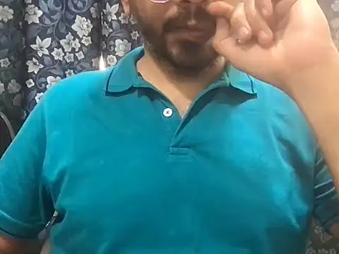 Snapshot of sundar85m chatting on 04-27-26, 08:34 sundar85m online show from 04-27-26, 08:34