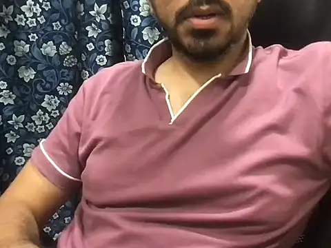 Snapshot of sundar85m chatting on 05-06-26, 11:59 sundar85m online show from 05-06-26, 11:59