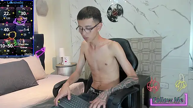 asher lux online show from 04-03-26, 08:51