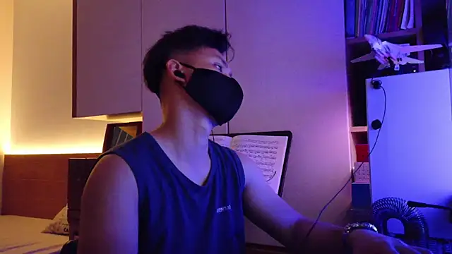 OnlyHand9x online show from 06-11-26, 04:38