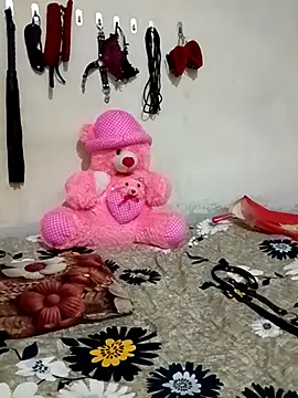 Honey lily-93 online show from 05-10-26, 08:03