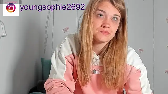 YoungSophie online show from 04-26-26, 08:34