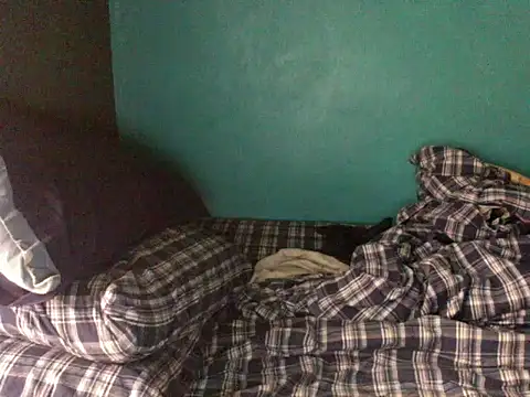 Snapshot of latinomoreno95 chatting on 03-13-26, 10:27 latinomoreno95 online show from 03-13-26, 10:27