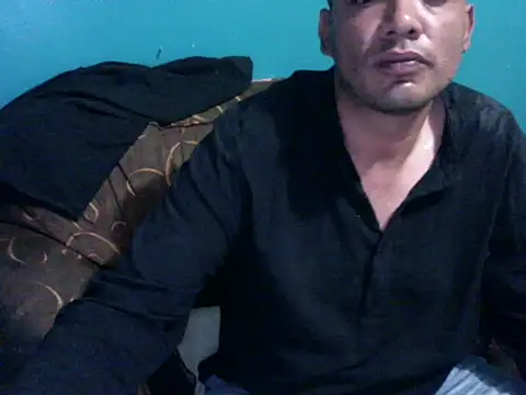 latinomoreno95 online show from 05-16-26, 12:40