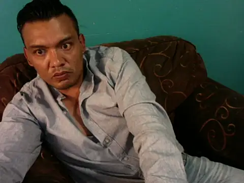 latinomoreno95 online show from 05-16-26, 09:24