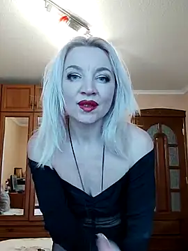 Snapshot of MiraStar984 chatting on 02-13-26, 01:51 MiraStar984 online show from 02-13-26, 01:51