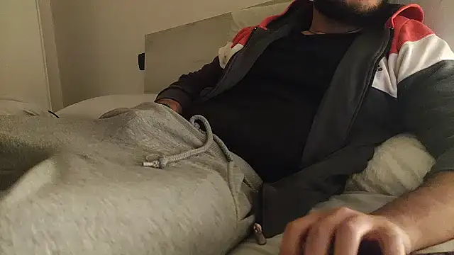 Snapshot of Reb_born89 chatting on 02-09-26, 06:23 Reb born89 online show from 02-09-26, 06:23