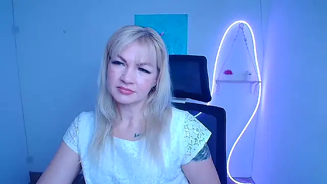 Madonna Fire online show from 03-29-26, 06:57