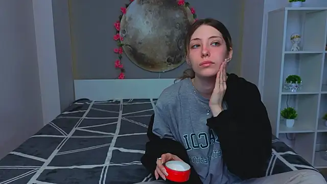 BrianneMallory online show from 02-25-26, 07:18