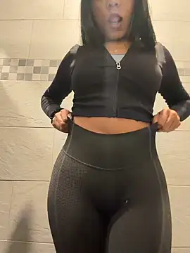 AnahiSkye online show from 04-27-26, 05:55