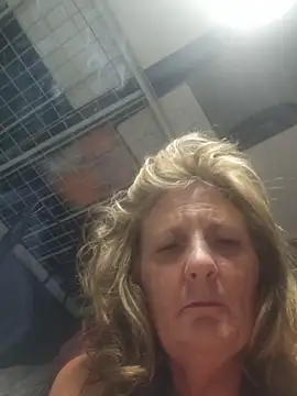 HotAzMilf online show from 04-25-26, 02:47