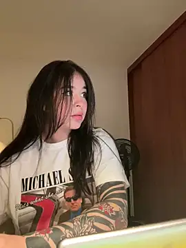 evelynrosess1 online show from 03-28-26, 02:55