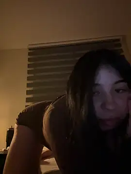 evelynrosess1 online show from 04-29-26, 03:43