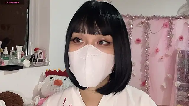 Tieu-May online show from 03-15-26, 07:47