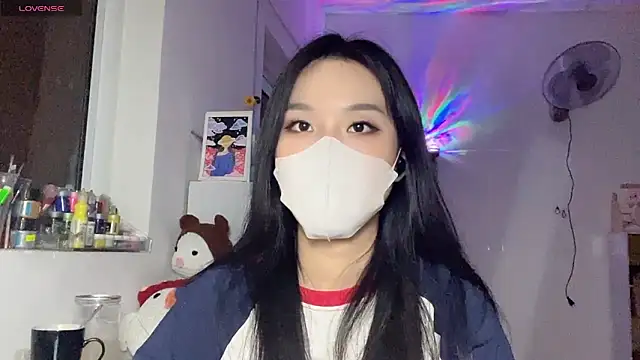 Tieu-May online show from 04-26-26, 08:50