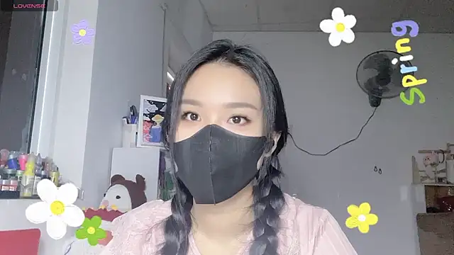 Snapshot of Tieu-May chatting on 05-05-26, 07:05 Tieu-May online show from 05-05-26, 07:05