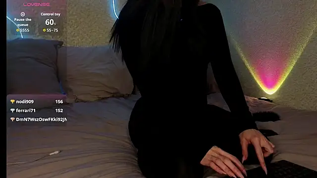 ValeryAlfie online show from 04-16-26, 09:39