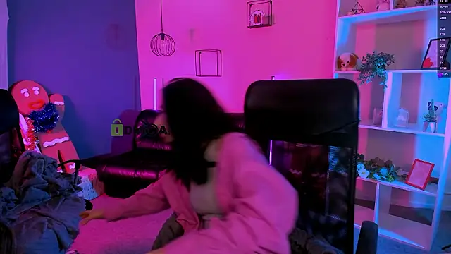 Snapshot of sweetie_chloe_ chatting on 01-19-26, 01:04 sweetie chloe online show from 01-19-26, 01:04