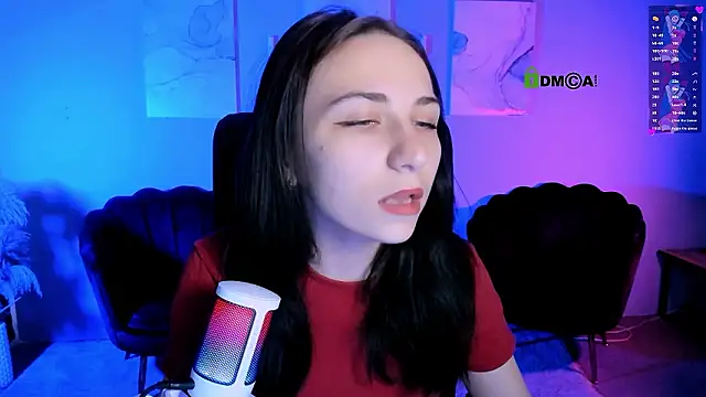 Snapshot of sweetie_chloe_ chatting on 02-14-26, 10:45 sweetie chloe online show from 02-14-26, 10:45