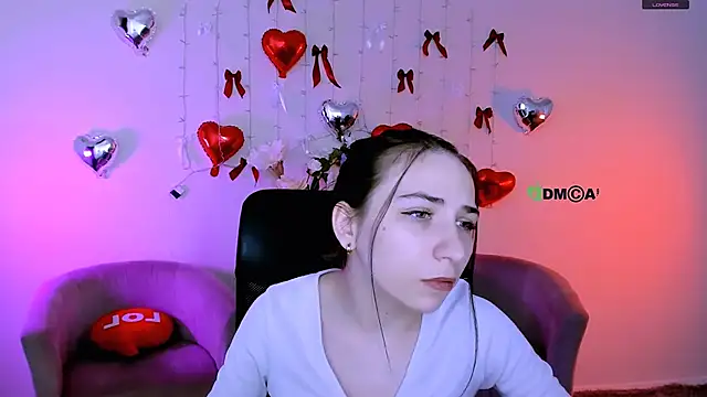 Snapshot of sweetie_chloe_ chatting on 02-17-26, 09:50 sweetie chloe online show from 02-17-26, 09:50