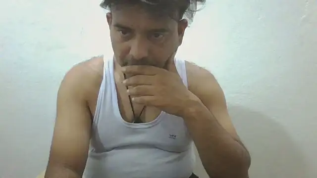 KUMA 500 online show from 04-25-26, 01:08