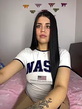 sophyy white online show from 02-11-26, 10:15