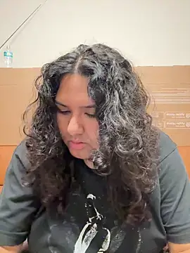 Angeliccreamyrican online show from 02-06-26, 05:45