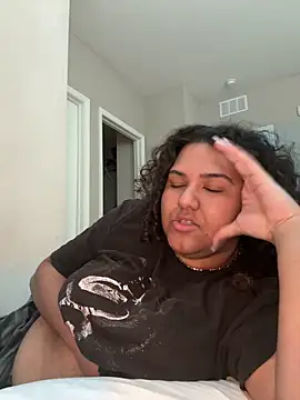 Angeliccreamyrican online show from 02-21-26, 04:19