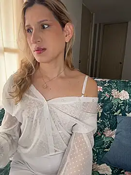 milablossom01 online show from 02-20-26, 04:18