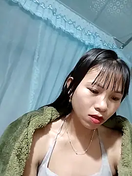 Snapshot of Wily-06 chatting on 02-10-26, 02:37 Wily-06 online show from 02-10-26, 02:37