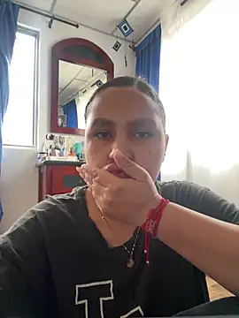 Selene Voon online show from 04-13-26, 09:09