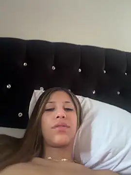 Snapshot of vicky_bass_ chatting on 03-07-26, 07:44 vicky bass online show from 03-07-26, 07:44