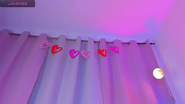 Snapshot of Megan_VixenX chatting on 02-09-26, 09:30 Megan VixenX online show from 02-09-26, 09:30