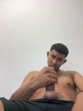 youngalexofficial online show from 01-07-26, 01:19