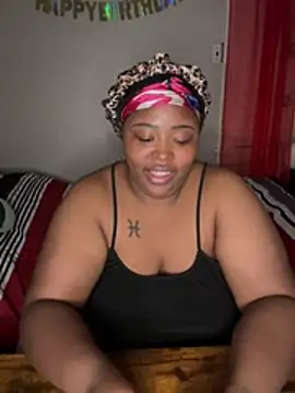 Chocolatebunnyxx96 online show from 02-21-26, 06:36