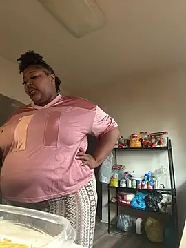 Chocolatebunnyxx96 online show from 04-15-26, 04:47