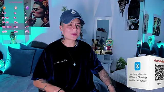 Snapshot of Zury_Ramirez chatting on 01-15-26, 08:45 Zury Ramirez online show from 01-15-26, 08:45