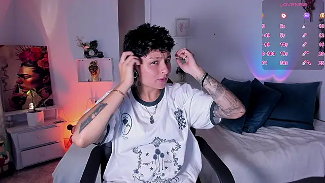 Snapshot of Zury_Ramirez chatting on 02-06-26, 08:45 Zury Ramirez online show from 02-06-26, 08:45