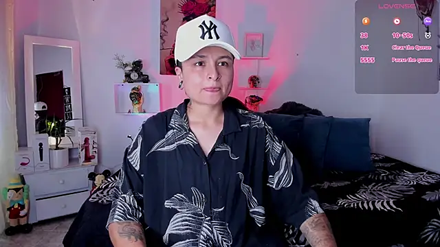 Snapshot of Zury_Ramirez chatting on 02-16-26, 08:27 Zury Ramirez online show from 02-16-26, 08:27