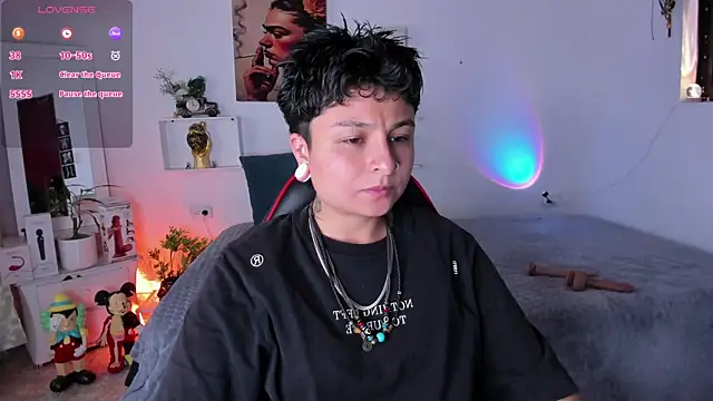 Snapshot of Zury_Ramirez chatting on 02-22-26, 09:13 Zury Ramirez online show from 02-22-26, 09:13