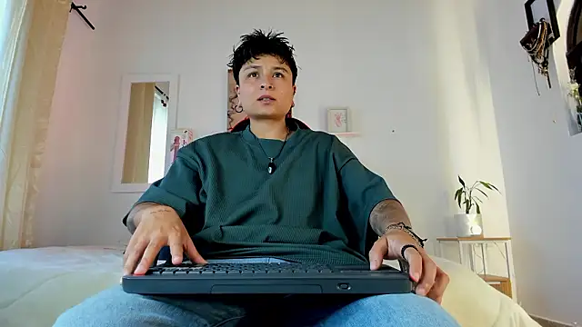 Snapshot of Zury_Ramirez chatting on 03-13-26, 07:53 Zury Ramirez online show from 03-13-26, 07:53